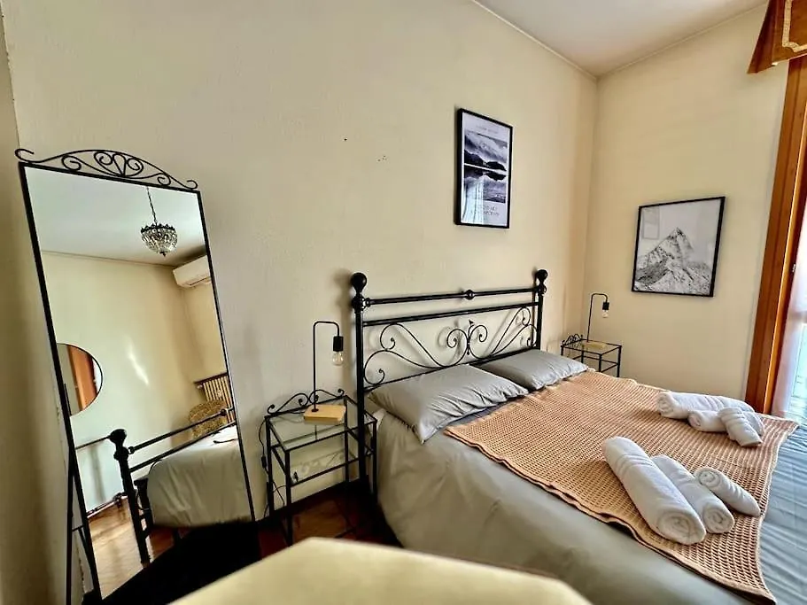 Luxury House Under The Old Town Apartment Bergamo