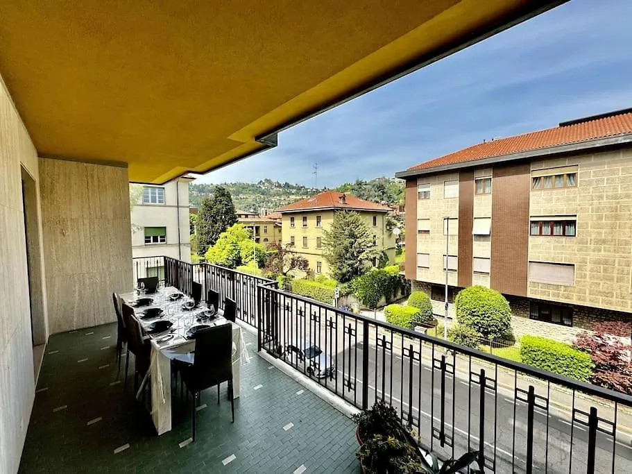 Luxury House Under The Old Town Apartment Bergamo 0*,