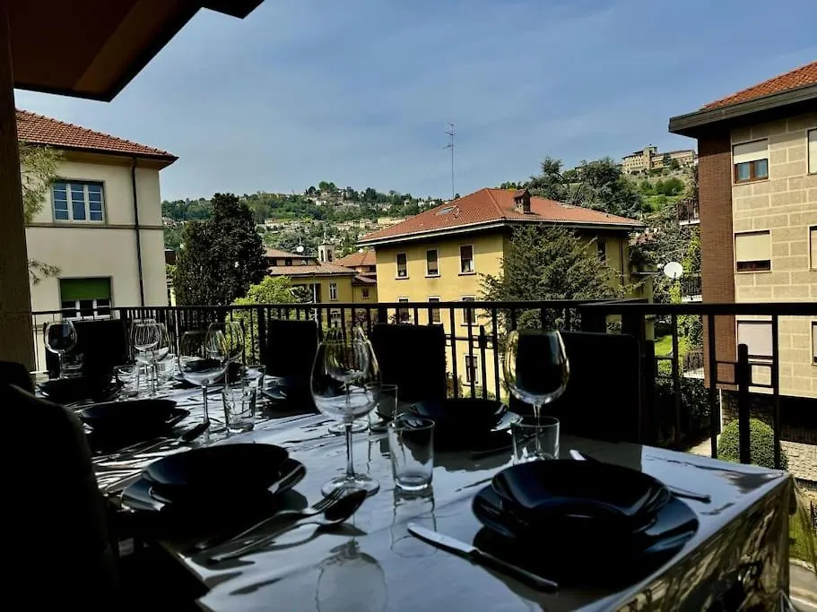 Luxury House Under The Old Town Apartment Bergamo