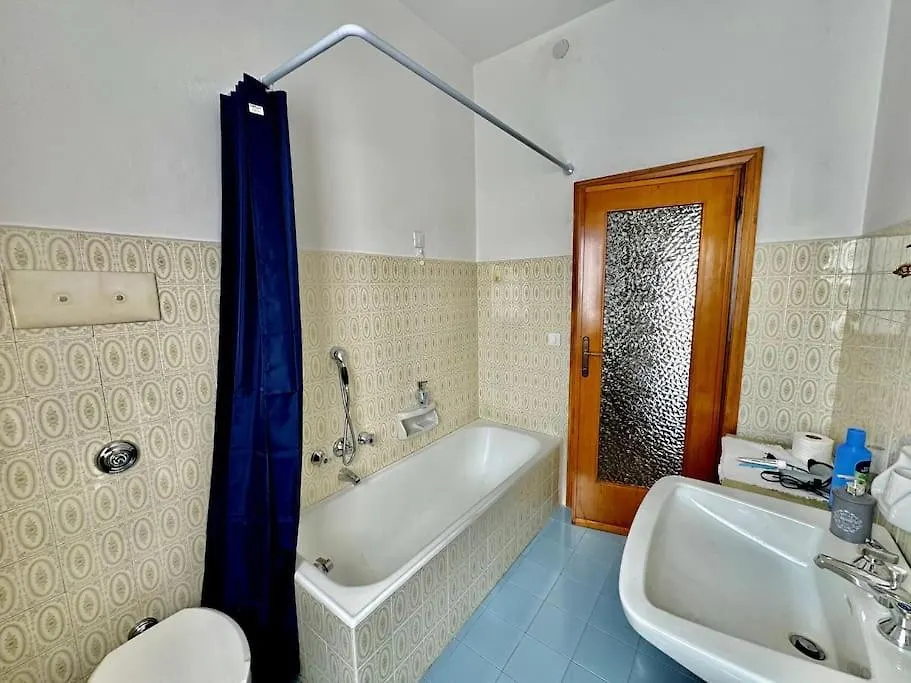 Luxury House Under The Old Town Apartment Bergamo 0*,